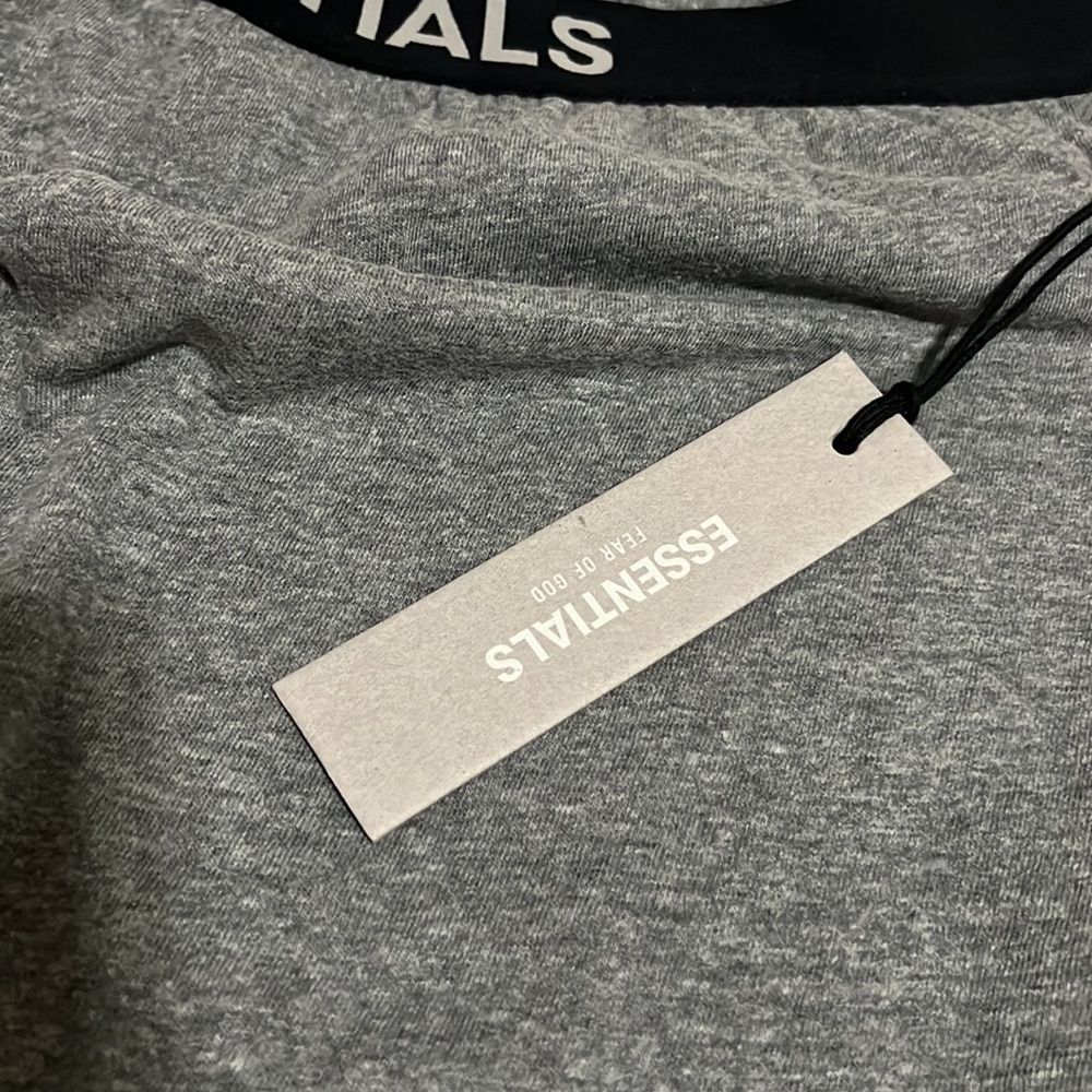 Essentials Men’s Short - Picture 5 of 7